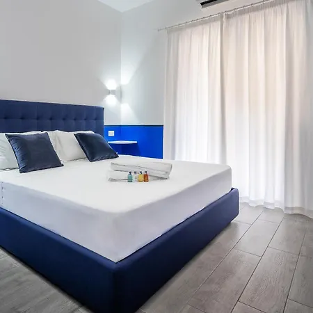 Modern Spacious With Terrace, Balconies, Solarium & Gym アパート